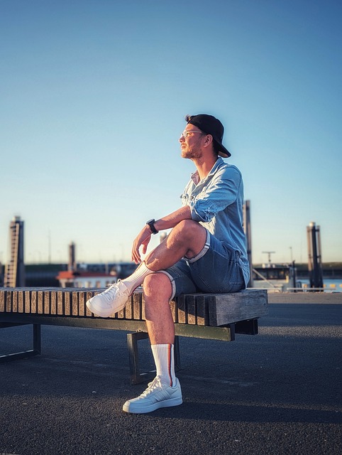 梁劲生等运 梁劲生等运